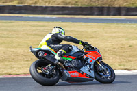 enduro-digital-images;event-digital-images;eventdigitalimages;no-limits-trackdays;peter-wileman-photography;racing-digital-images;snetterton;snetterton-no-limits-trackday;snetterton-photographs;snetterton-trackday-photographs;trackday-digital-images;trackday-photos